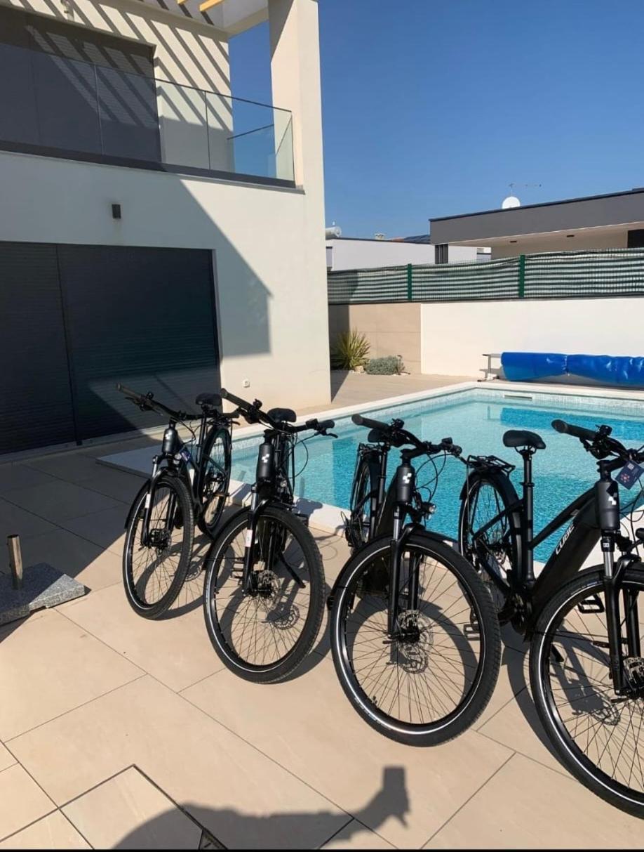 Вілла Jlo 2 Mit 4 E-Bikes Перой Екстер'єр фото